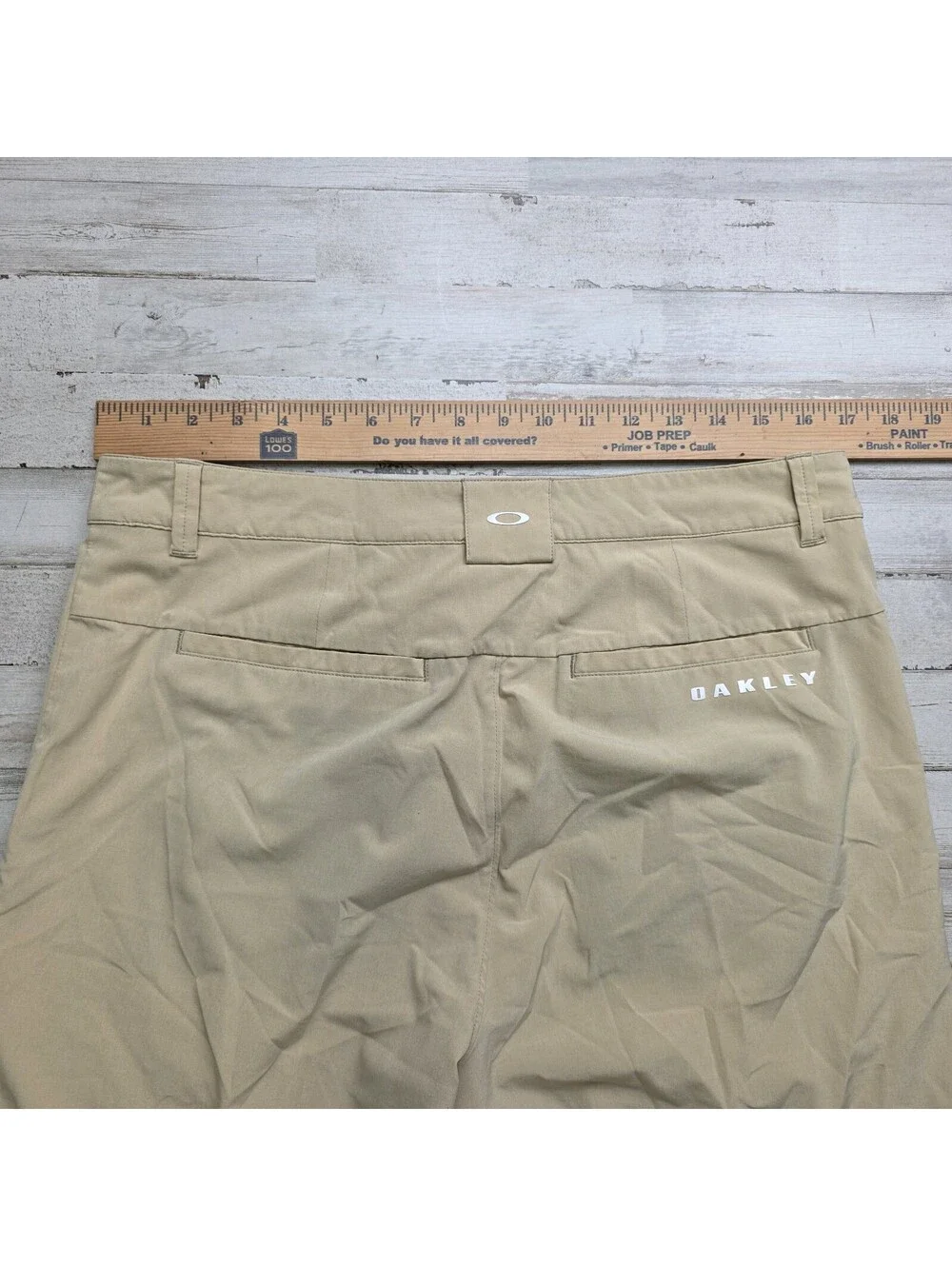 Oakley Shorts Adult Size 32 (33) Beige Golf Stretch Outdoor Classic Lightweight